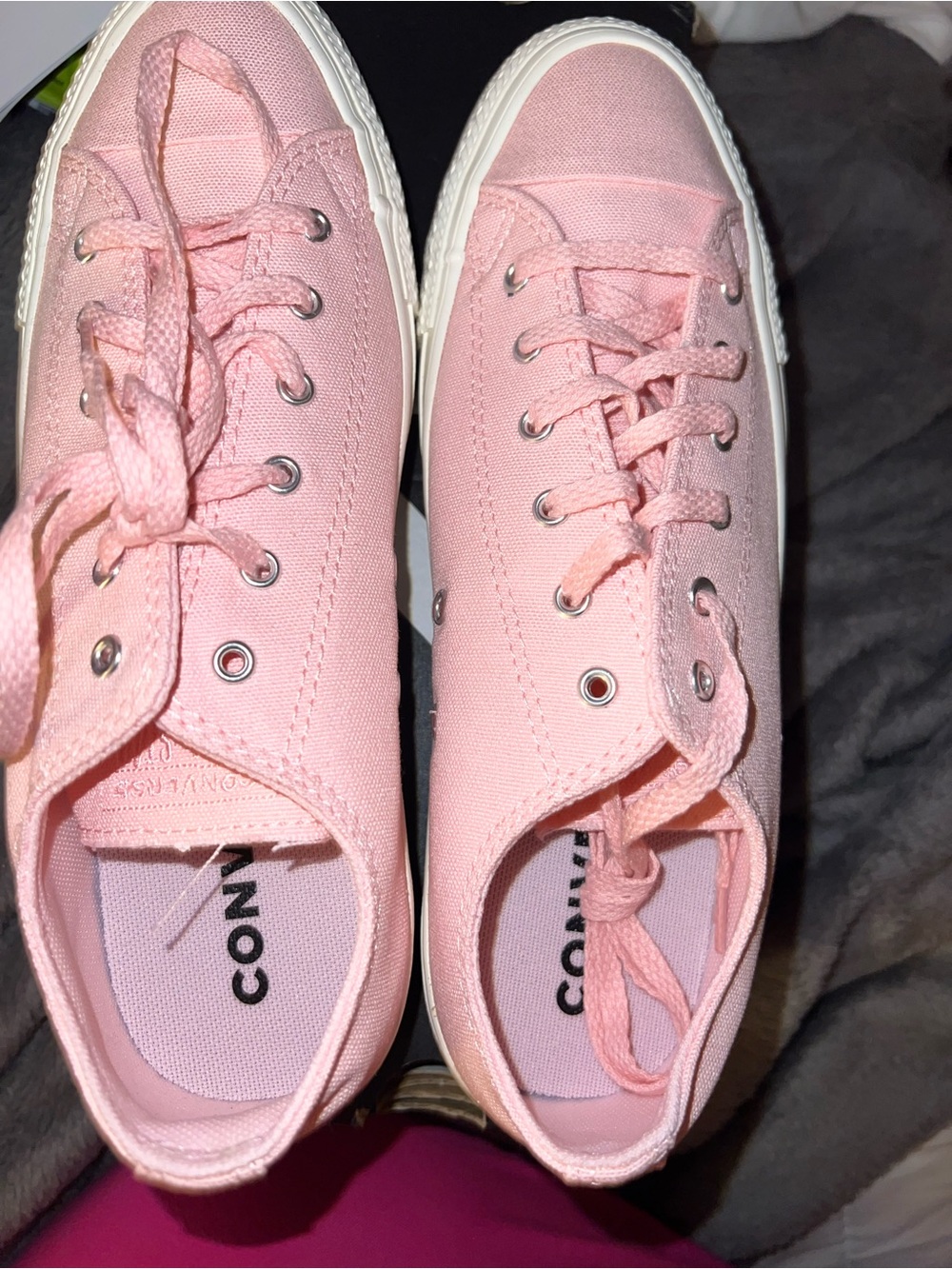 Converse' Pink Canvas Low-Top Sneakers
